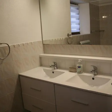 De Lacepede, Proumeyssac, Perigord Nyaraló *