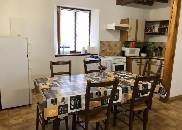 De Lacepede, Proumeyssac, Perigord * Audrix